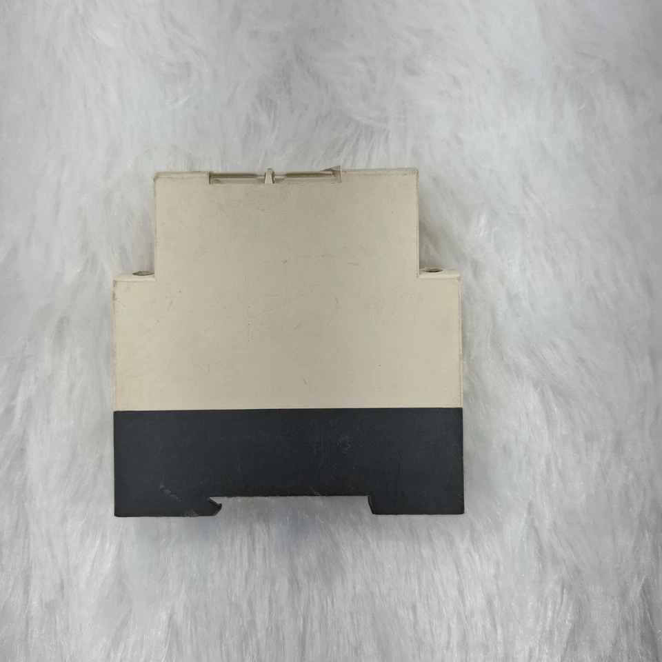 Telemecanique RM4UB35 Schneider Electric RM4UB35 Relay